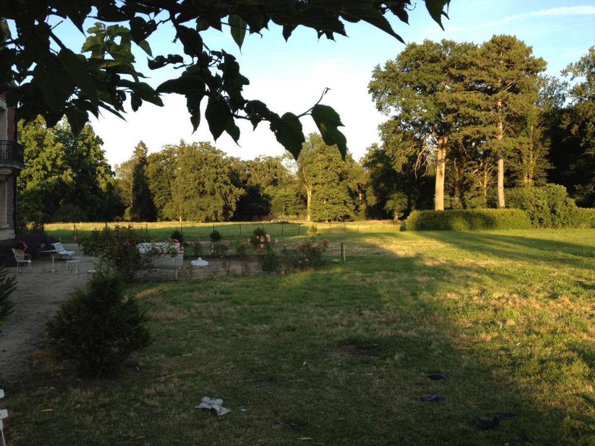 Chateau Le Quesnoy Chevrieres  Exteriör bild